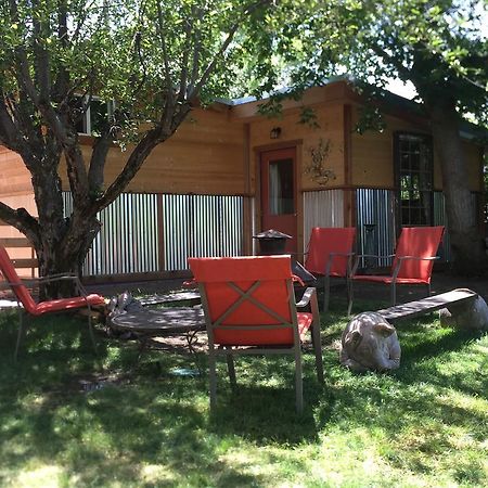 Вілла Lava Hideout Cabins Лава-Гот-Спрінґс Екстер'єр фото